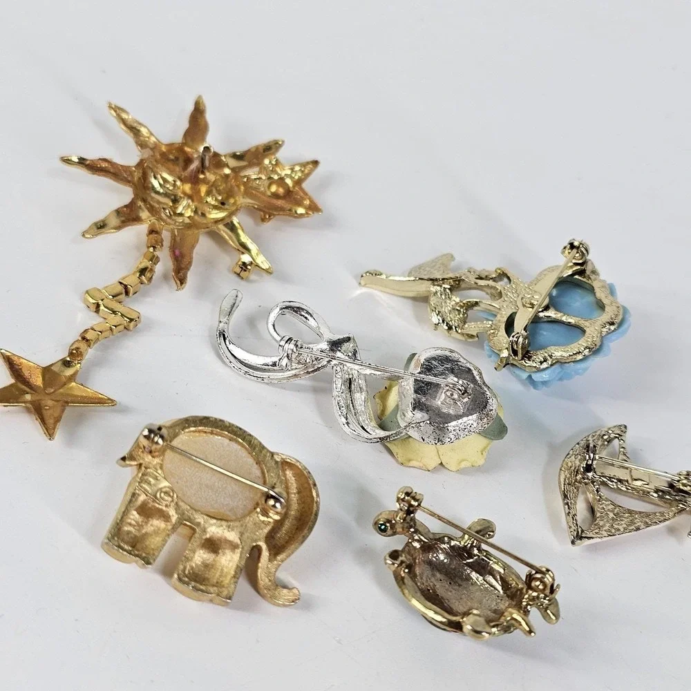 Vintage Pin Brooch Lot Animal Floral Turtle Elephant Celestial Avon Pearl Stone